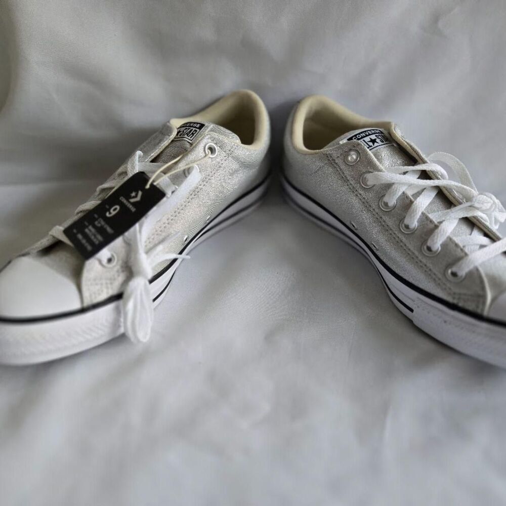Converse Street Low Top Lurex Shine Sneakers -Silver Mens 9 / Womens 11 NEW - Picture 4 of 5